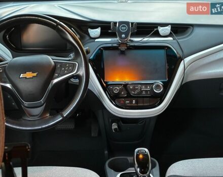 Сірий Шевроле Bolt EV, об'ємом двигуна 0 л та пробігом 79 тис. км за 14900 $, фото 6 на Automoto.ua
