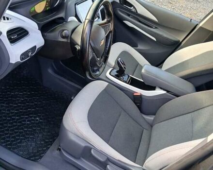 Серый Шевроле Bolt EV, объемом двигателя 0 л и пробегом 244 тыс. км за 12950 $, фото 9 на Automoto.ua