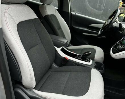 Серый Шевроле Bolt EV, объемом двигателя 0 л и пробегом 159 тыс. км за 12500 $, фото 15 на Automoto.ua