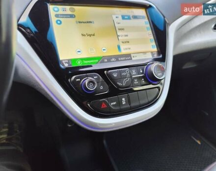 Серый Шевроле Bolt EV, объемом двигателя 0 л и пробегом 110 тыс. км за 14444 $, фото 40 на Automoto.ua