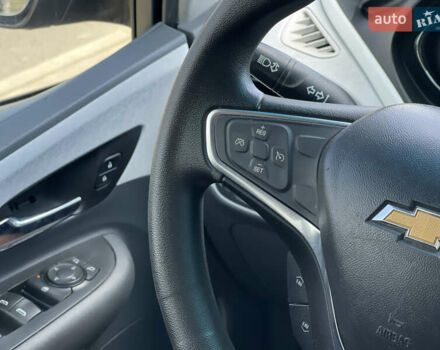 Серый Шевроле Bolt EV, объемом двигателя 0 л и пробегом 188 тыс. км за 14500 $, фото 41 на Automoto.ua