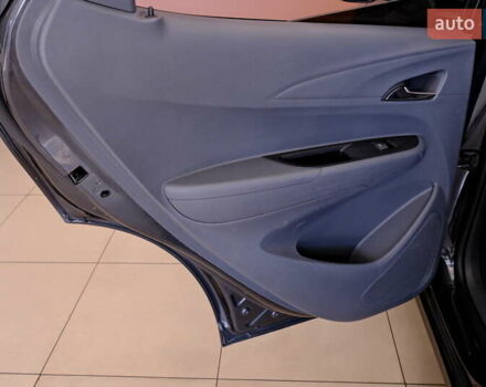 Серый Шевроле Bolt EV, объемом двигателя 0 л и пробегом 101 тыс. км за 14900 $, фото 34 на Automoto.ua