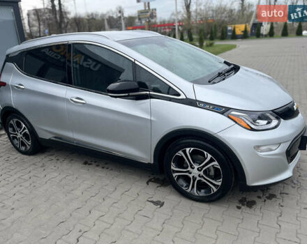 Серый Шевроле Bolt EV, объемом двигателя 0 л и пробегом 103 тыс. км за 14250 $, фото 2 на Automoto.ua