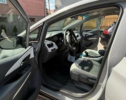 Серый Шевроле Bolt EV, объемом двигателя 0 л и пробегом 91 тыс. км за 14999 $, фото 16 на Automoto.ua