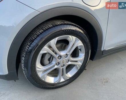 Серый Шевроле Bolt EV, объемом двигателя 0 л и пробегом 160 тыс. км за 14500 $, фото 8 на Automoto.ua