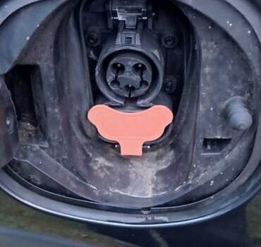 Серый Шевроле Bolt EV, объемом двигателя 0 л и пробегом 97 тыс. км за 12850 $, фото 9 на Automoto.ua