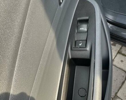 Серый Шевроле Bolt EV, объемом двигателя 0 л и пробегом 86 тыс. км за 13350 $, фото 24 на Automoto.ua