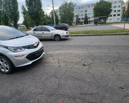 Серый Шевроле Bolt EV, объемом двигателя 0 л и пробегом 62 тыс. км за 15990 $, фото 18 на Automoto.ua