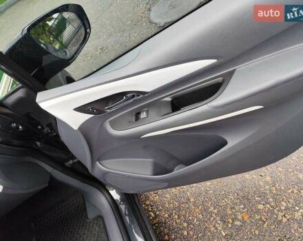 Серый Шевроле Bolt EV, объемом двигателя 0 л и пробегом 67 тыс. км за 15500 $, фото 6 на Automoto.ua