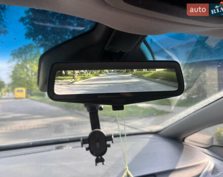 Серый Шевроле Bolt EV, объемом двигателя 0 л и пробегом 103 тыс. км за 14250 $, фото 13 на Automoto.ua