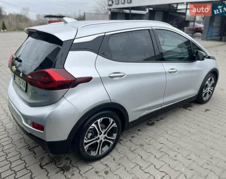 Серый Шевроле Bolt EV, объемом двигателя 0 л и пробегом 103 тыс. км за 14250 $, фото 4 на Automoto.ua