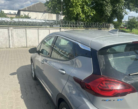 Шевроле Bolt EV 2019 в Житомире на Automoto.ua Серый Шевроле Bolt EV, объемом двигателя 0 л и пробегом 83 тыс. км за 15000 $, фото 3 на Automoto.ua