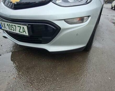 Серый Шевроле Bolt EV, объемом двигателя 0 л и пробегом 62 тыс. км за 15990 $, фото 2 на Automoto.ua