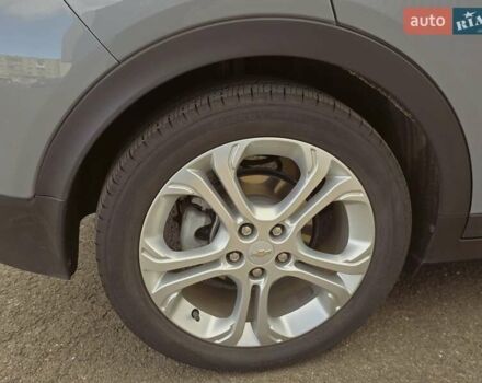 Сірий Шевроле Bolt EV, об'ємом двигуна 0 л та пробігом 102 тис. км за 14300 $, фото 7 на Automoto.ua