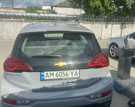 Шевроле Bolt EV 2019 в Житомире на Automoto.ua Серый Шевроле Bolt EV, объемом двигателя 0 л и пробегом 83 тыс. км за 15000 $, фото 4 на Automoto.ua
