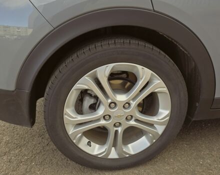 Сірий Шевроле Bolt EV, об'ємом двигуна 0 л та пробігом 102 тис. км за 14300 $, фото 8 на Automoto.ua