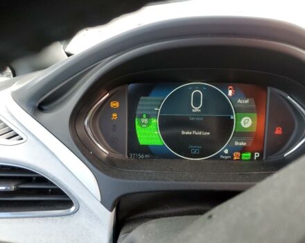 Серый Шевроле Bolt EV, объемом двигателя 0 л и пробегом 59 тыс. км за 8700 $, фото 8 на Automoto.ua