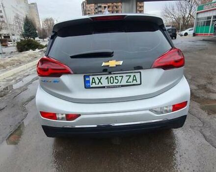 Серый Шевроле Bolt EV, объемом двигателя 0 л и пробегом 62 тыс. км за 15990 $, фото 4 на Automoto.ua