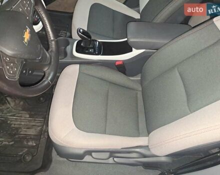Серый Шевроле Bolt EV, объемом двигателя 0 л и пробегом 15 тыс. км за 17600 $, фото 2 на Automoto.ua