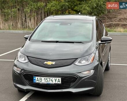 Серый Шевроле Bolt EV, объемом двигателя 0 л и пробегом 44 тыс. км за 15999 $, фото 3 на Automoto.ua