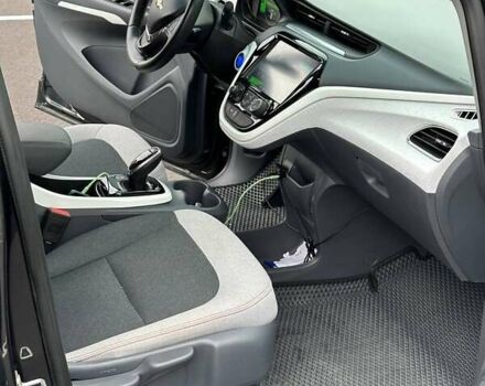 Серый Шевроле Bolt EV, объемом двигателя 0 л и пробегом 44 тыс. км за 15999 $, фото 26 на Automoto.ua