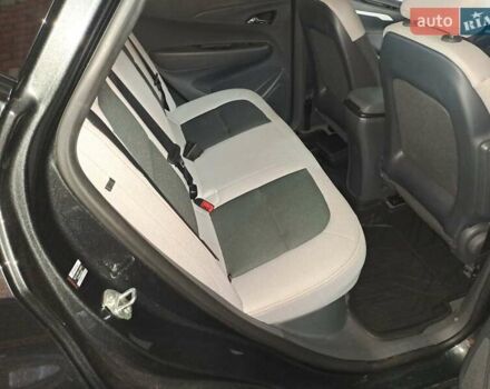 Серый Шевроле Bolt EV, объемом двигателя 0 л и пробегом 15 тыс. км за 17600 $, фото 11 на Automoto.ua