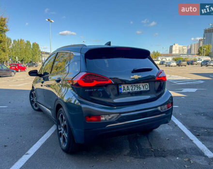 Серый Шевроле Bolt EV, объемом двигателя 0 л и пробегом 54 тыс. км за 18900 $, фото 6 на Automoto.ua
