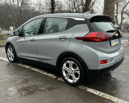 Сірий Шевроле Bolt EV, об'ємом двигуна 0 л та пробігом 80 тис. км за 16000 $, фото 4 на Automoto.ua