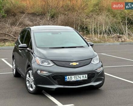 Серый Шевроле Bolt EV, объемом двигателя 0 л и пробегом 44 тыс. км за 15999 $, фото 2 на Automoto.ua