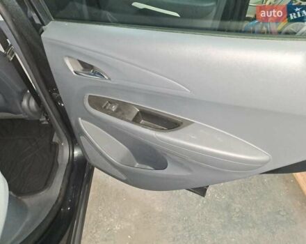 Серый Шевроле Bolt EV, объемом двигателя 0 л и пробегом 15 тыс. км за 17600 $, фото 12 на Automoto.ua