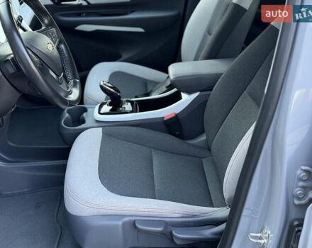 Серый Шевроле Bolt EV, объемом двигателя 0 л и пробегом 60 тыс. км за 16500 $, фото 13 на Automoto.ua