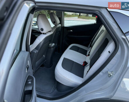 Серый Шевроле Bolt EV, объемом двигателя 0 л и пробегом 64 тыс. км за 16000 $, фото 16 на Automoto.ua