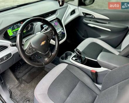 Серый Шевроле Bolt EV, объемом двигателя 0 л и пробегом 27 тыс. км за 16500 $, фото 22 на Automoto.ua