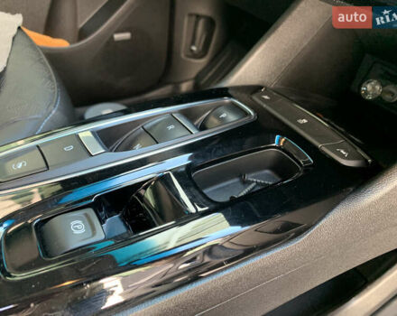 Серый Шевроле Bolt EV, объемом двигателя 0 л и пробегом 11 тыс. км за 20500 $, фото 31 на Automoto.ua