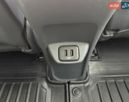 Серый Шевроле Bolt EV, объемом двигателя 0 л и пробегом 128 тыс. км за 14990 $, фото 34 на Automoto.ua