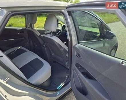 Серый Шевроле Bolt EV, объемом двигателя 0 л и пробегом 35 тыс. км за 16000 $, фото 18 на Automoto.ua