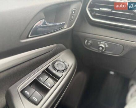 Серый Шевроле Bolt EV, объемом двигателя 0 л и пробегом 32 тыс. км за 19000 $, фото 19 на Automoto.ua