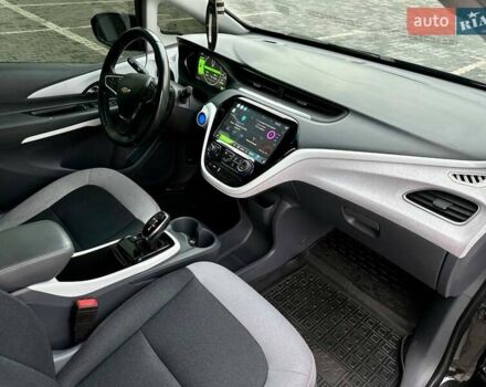 Серый Шевроле Bolt EV, объемом двигателя 0 л и пробегом 27 тыс. км за 16500 $, фото 31 на Automoto.ua