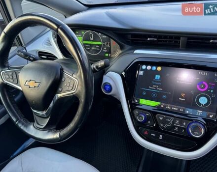 Серый Шевроле Bolt EV, объемом двигателя 0 л и пробегом 40 тыс. км за 16800 $, фото 7 на Automoto.ua