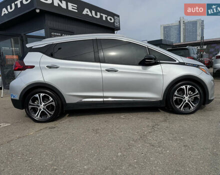 Серый Шевроле Bolt EV, объемом двигателя 0 л и пробегом 128 тыс. км за 14990 $, фото 5 на Automoto.ua