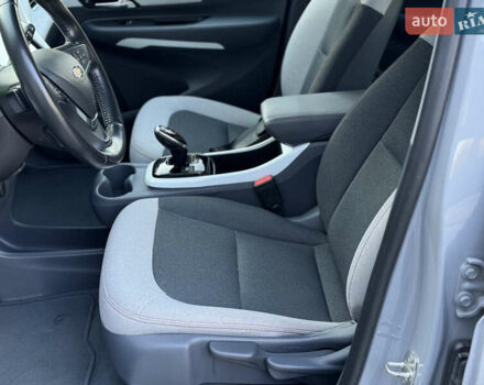 Серый Шевроле Bolt EV, объемом двигателя 0 л и пробегом 64 тыс. км за 16000 $, фото 11 на Automoto.ua