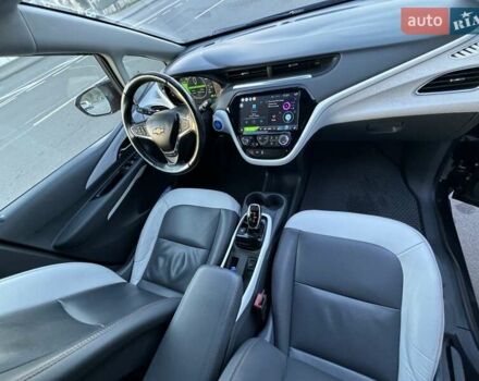 Серый Шевроле Bolt EV, объемом двигателя 0 л и пробегом 40 тыс. км за 16800 $, фото 6 на Automoto.ua