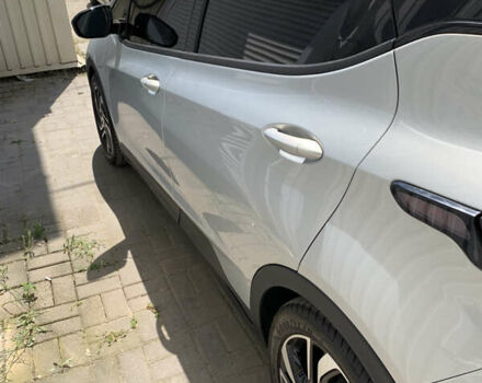 Серый Шевроле Bolt EV, объемом двигателя 0 л и пробегом 11 тыс. км за 20500 $, фото 35 на Automoto.ua