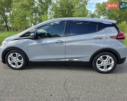 Серый Шевроле Bolt EV, объемом двигателя 0 л и пробегом 35 тыс. км за 16000 $, фото 3 на Automoto.ua