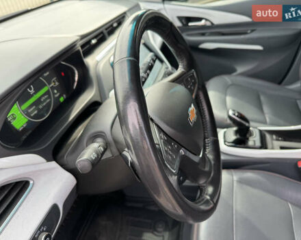 Серый Шевроле Bolt EV, объемом двигателя 0 л и пробегом 128 тыс. км за 14990 $, фото 20 на Automoto.ua