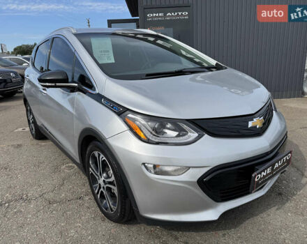 Серый Шевроле Bolt EV, объемом двигателя 0 л и пробегом 128 тыс. км за 14990 $, фото 4 на Automoto.ua