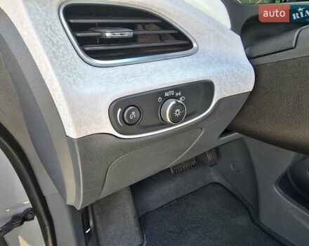 Серый Шевроле Bolt EV, объемом двигателя 0 л и пробегом 35 тыс. км за 16000 $, фото 14 на Automoto.ua