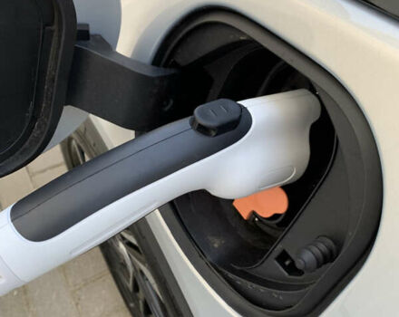 Серый Шевроле Bolt EV, объемом двигателя 0 л и пробегом 11 тыс. км за 20500 $, фото 26 на Automoto.ua