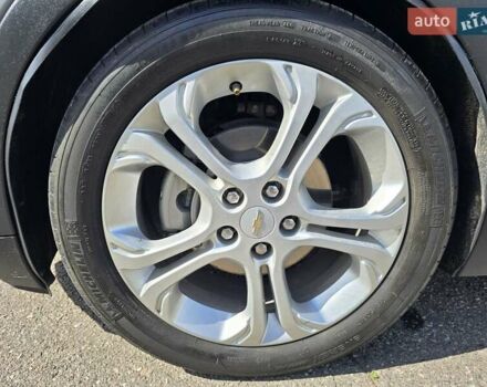 Серый Шевроле Bolt EV, объемом двигателя 0 л и пробегом 35 тыс. км за 16000 $, фото 7 на Automoto.ua