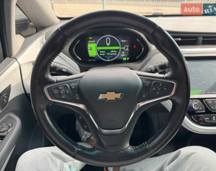 Серый Шевроле Bolt EV, объемом двигателя 0 л и пробегом 128 тыс. км за 14990 $, фото 25 на Automoto.ua